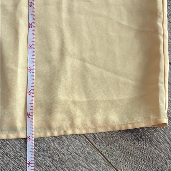 VINTAGE peach Button Down Shirt with Dress Collar scallop hem sz 12 - Picture 8 of 10